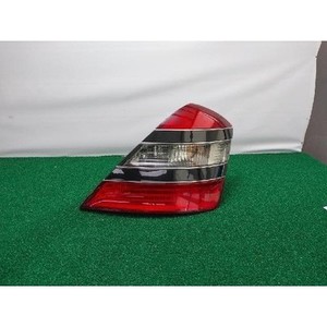 ไฟท้ายขวา รถเบนซ์ S-class ปี 2005-2009 มือสอง ของแท้ รหัสอะไหล่ A2218200266 - Product Image 1