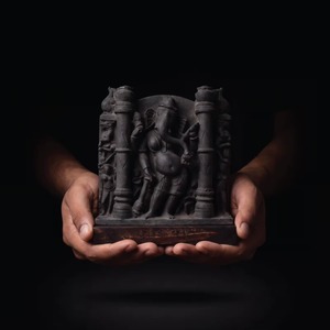 Statue rare de Ganesha féminin Vinayaki, réplique d'art de temple hindou indien ancien du XIe siècle - Product Image 6