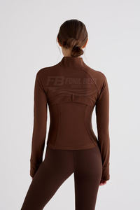 Ensemble 2 pièces pour femme : Haut côtelé sans manches à cordon de serrage et veste de sport ajustée, respirant, imprimé, pour fitness en extérieur et yoga - Product Image 2