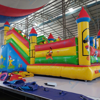 Château gonflable Thuy Linh, taille personnalisable, fabriqué au Vietnam, en PVC, installation facile, application de jeu, parcs d'attractions, événements