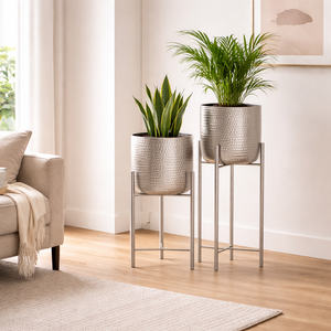 Jardinera de Hierro Forjado con Recubrimiento en Polvo, Resistente y Multiusos para Exteriores con Drenaje - Product Image 4