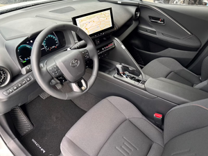 Toyota C-HR Híbrido Enchufable FWD Team Deutsch Technik SUV Eléctrico Híbrido Vehículo de Nueva Energía Volante a la Izquierda Exportación - Product Image 5