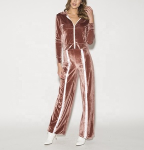 ชุดเสื้อครอปแบบมีซิปสำหรับผู้หญิง,ชุดวอร์มกางเกงมีฮู้ดและกางเกงลายทาง - Product Image 3