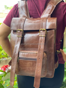 กระเป๋าเป้สะพายหลังหนังสีน้ำตาลวินเทจสไตล์ใหม่กระเป๋าสะพายหลังสำหรับเดินทางกระเป๋าหนังสำนักงานจุของได้มากสำหรับผู้ชายและผู้หญิง - Product Image 5