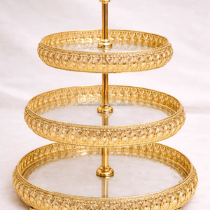 Support à gâteau de mariage doré à 3 étages JM INTERNATIONAL JM-005119 Bohème Métal - Product Image 1