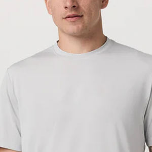 T-shirt pour homme de haute qualité avec design color block et prix abordable 2026 / T-shirt pour homme à col rond en matière confortable à prix d'usine avantageux - Product Image 2