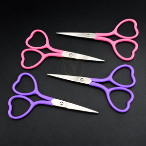 Nouvel Arrivage Ciseaux à Cuticules Pointus en Acier Inoxydable Écologique, Doré, Forme Cœur, Durables, pour Soins des Ongles - Product Image 5