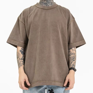 T-shirt surdimensionné pour l'été, t-shirt personnalisé avec logo sur mesure, t-shirt surdimensionné à marque privée en vente - Product Image 3