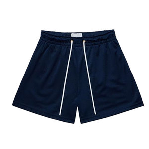 Pantalones cortos casuales clásicos para hombre, tela cómoda y ligera, perfectos para el estilo urbano de verano y el uso diario informal. - Product Image 1