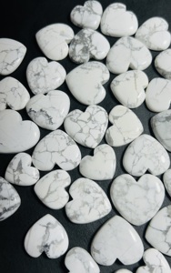 Gemas Trimurti AAA+ Cabujón de Ágata Blanca Natural en Forma de Corazón |   Piedras Preciosas Sueltas Pulimentadas y Lisas |   Tamaño Personalizable Rajasthan | - Product Image 2