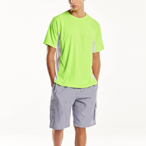 T-shirt de bain pour homme en polyester et élasthanne, séchage rapide, protection UV, extensible, anti-UV, léger, coupe ajustée, style streetwear - Product Image 4