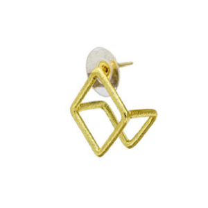 Boucles d'oreilles clous en laiton doré d'inspiration vintage, faites à la main, forme géométrique diamant, bijoux d'oreille pour usage quotidien - Product Image 1
