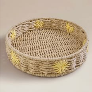 Plateau rond élégant en rotin naturel avec insert en verre lisse, bordure décorative, disponible à prix de gros. - Product Image 4
