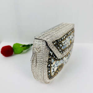 Antique Style Modern Gold-Plated Polished Luxury Mother Pearl Sling Clutch Evening Purse Metal <b>Handbag</b> <b>Bridal</b> Wedding Parties - Product Image 5