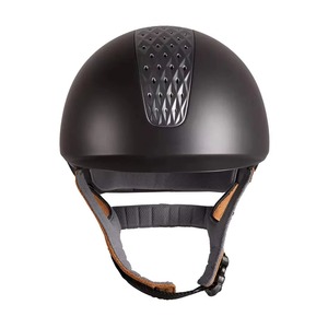 Casque de Polo d'Équitation en Fibre de Carbone Personnalisable pour Hommes et Femmes - Ajustement Confortable, Couleur/Logo Personnalisables, Service OEM - Product Image 5