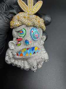 Colgante inspirado en el sueño de Travis Scott Melted Utopia, colgante de dibujos animados con incrustaciones de diamantes, colgante de plata 925 estilo hip hop, colgante de moissanita VVS. - Product Image 2