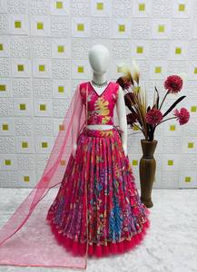 ชุดสาหรี่กะมีซสีแดงพิมพ์ลายแบบดั้งเดิมของ NiMa Creations สำหรับเด็กผู้หญิง ความยาวระดับเข่า ผ้าไหมแห้งเร็ว เหมาะสำหรับงานแต่งงาน สไตล์อินเดีย-ปากีสถาน แบบปกติ - Product Image 3