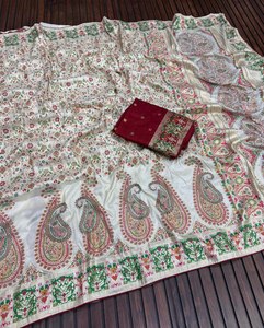 Traditional Indian Silk <b>Saree</b> with Floral and Paisley Print <b>Red</b> Blouse Wedding Wear for Women - Product Image 2