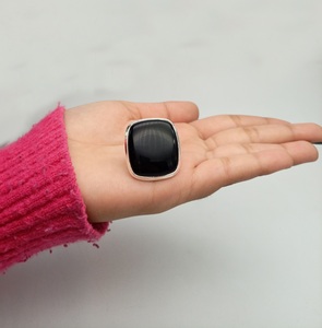 Bague en onyx noir, bague carrée en onyx noir pour filles - Product Image 5