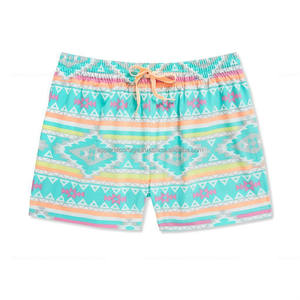 Pantalones cortos de malla para baloncesto, Shorts básicos de alta calidad con estampado 100% de poliéster, cintura elástica informal personalizada, de longitud media, con logotipo personalizado de Hip Hop - Product Image 1