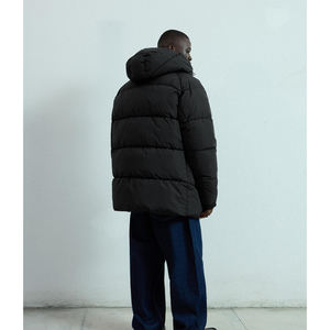 Veste d'hiver longue et chaude en duvet noir personnalisée pour femmes, parka à capuche isolée, streetwear tendance, vente en gros, OEM - Product Image 3