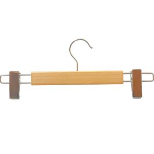 Cintres en bois à prix de gros avec pinces métalliques en acier inoxydable, fabriqués en usine au Vietnam, durables, pour approvisionnement en vrac - Product Image 2