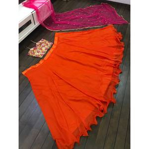 Lehenga Choli Tradicional China de Diseño para Fiestas con Trabajo de Espejo Metálico - Product Image 1