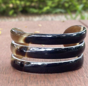 Hot Sell Buffalo Horn <b>Bracelet</b> Used to create versatile and natural looking statement pieces and <b>stacked</b> bangles. - Product Image 1