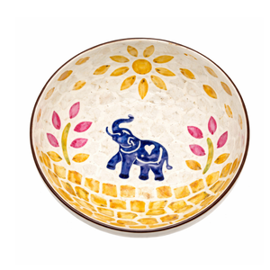 Vente en gros de bols en noix de coco gravés au design moderne, durables, uniques, artisanaux, polis, écologiques et élégants - Product Image 2
