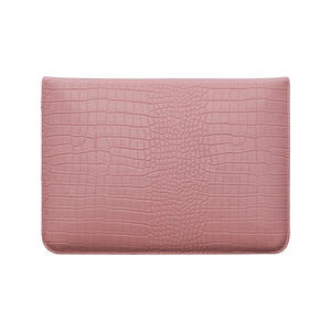 Enveloppe de luxe en cuir de croco de qualité supérieure, logo et design personnalisés, sac pour ordinateur portable 11 13 15,6 pouces, support pour ordinateur portable, étui pour ordinateur portable - Product Image 4