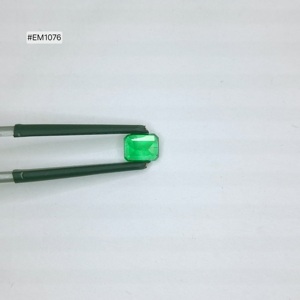Piedra suelta de esmeralda zambiana con corte octogonal, 0.79 ct, verde natural, 6.00x4.70x3.40 mm, precio de fábrica, para anillos, colgantes y pendientes - Product Image 3