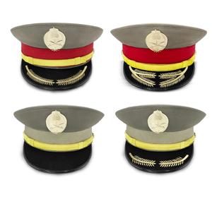 Gorra de uniforme personalizada con visera y distintivo metálico para exteriores, ideal para oficina. - Product Image 2