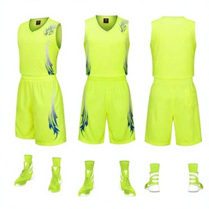 Camisetas de baloncesto juveniles en verde lima neón con diseño gráfico de llamas, uniformes de baloncesto para jóvenes, ropa deportiva para niños, equipo deportivo. - Product Image 1