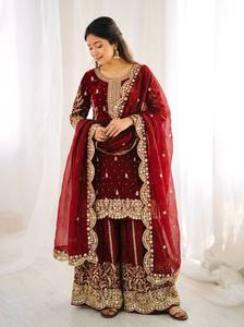 Elegant Wedding Wear Silk Suit Set With Heavy Work - Product Image 4