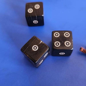 Juego de Dados de Cuerno de Búfalo Natural Hechos a Mano al por Mayor - Dados Poliédricos Cúbicos para Juegos de Mesa RPG - Product Image 4