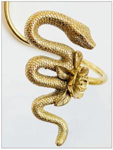 Attache de rideau décorative en forme de serpent, attrayante, pour une décoration spéciale, des réunions de famille, le style et les cadeaux - Product Image 2