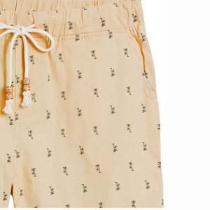 Shorts de sublimation pour hommes avec impression résistante à la décoloration, tissu doux et confortable, parfaits pour l'entraînement physique, la course à pied et le quotidien. - Product Image 4