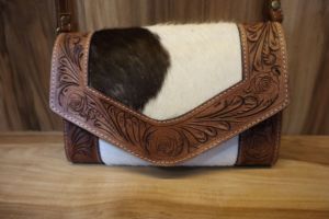 Sac à main et sac bandoulière RABADA en cuir de vachette véritable avec poignée réglable, doublure en satin à imprimé animal, fabriqué à la main - Product Image 3
