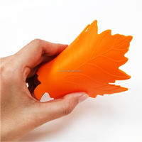 Low MOQ Küchengerät 6PCS Neuheit Kanada Ahornblatt Gummi Bier Tee Trinkbecher Untersetzer 6PCS mit Blumentopf halter