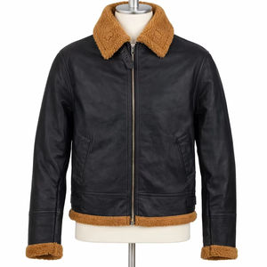 Veste en cuir de qualité supérieure pour homme avec fermeture éclair et doublure en fourrure confortable pour la chaleur hivernale, veste de style universitaire - Product Image 1