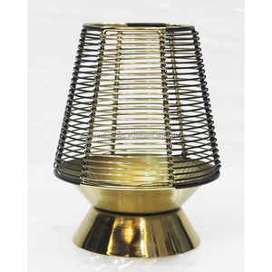 2025 bougeoir en fil de fer antique triangulaire exportateur en gros personnalisé nouveau design bougeoir en métal fournisseur supérieur - Product Image 3