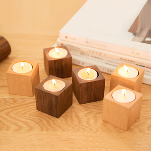 Portavelas Cuadrados de Madera de Haya Rústica para Velas de Té - Product Image 3