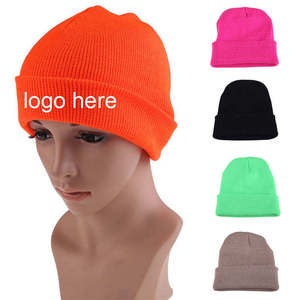 Bonnet d'hiver personnalisé avec logo, unisexe, en tricot, en acrylique uni, chaud et doux, à revers souple, pour hommes et femmes - Product Image 3