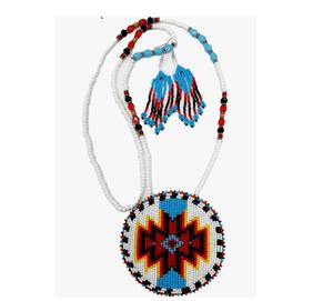 Ensemble collier et boucles d'oreilles en perles de créateur, conçu pour les cérémonies de mariage, les rassemblements culturels et les occasions festives - Product Image 3