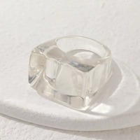 Bague artisanale Gifty Craft, légère, unisexe, bijou fantaisie, cadeau, en résine, aspect cristal, anneau ange en acrylique, fait main, épaisse