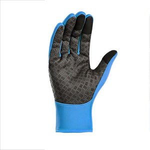 Gants d'hiver en polyester texturé avec logo personnalisé, coupe-vent et compatibles écran tactile, pour une conduite fluide sur routes accidentées - Product Image 4