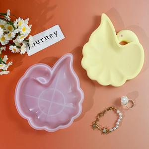 Plateau de rangement Swan, rangement domestique dédié aux moules en résine et en silicone - Product Image 2