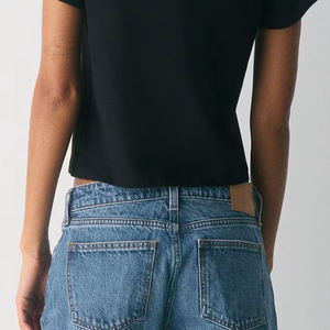 Service OEM : Conception de t-shirts pour femmes à prix abordable, manches courtes, style décontracté pour l'été, col rond, avec personnalisation du logo. - Product Image 6