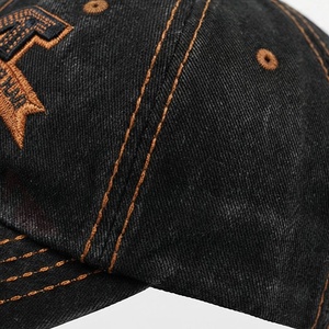 หมวกเดนิมสีดำแบบดิสเทรส แต่งลายปักอักษรภาษาอังกฤษสีส้ม ดีไซน์ทันสมัย สวมใส่สบายระดับพรีเมียม สไตล์โดดเด่นไม่ซ้ำใคร - Product Image 5
