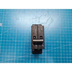PHOENIX CONTACT TMC 2 M1 120 3A Utilisé comme pièce détachée d'équipement semi-conducteur d'occasion - Product Image 2